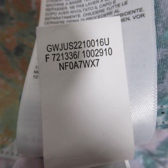 Supreme ®/The North Face® Men's Trekking Packable Belted Short Flowers Size M - Picture 11 of 12